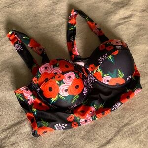 Floral swimsuit top/bustier